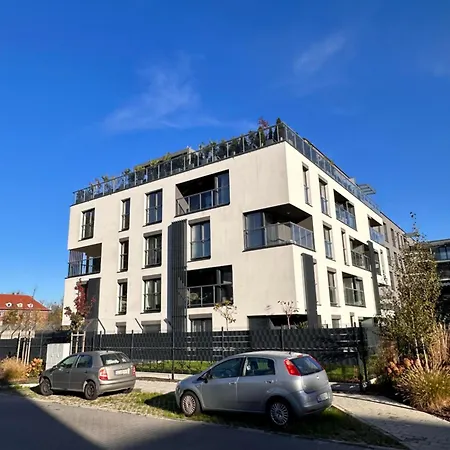 Mit Tiefgarage *