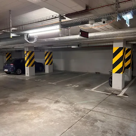 Parking Podziemny Апартаменты Гливице